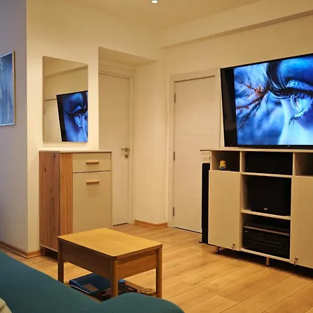 House Of Mirrors Lägenhet Belgrad