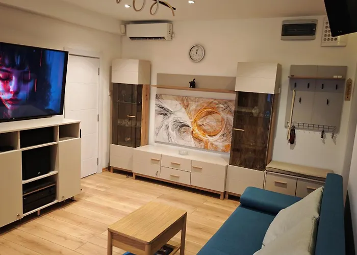 House Of Mirrors Apartmán *